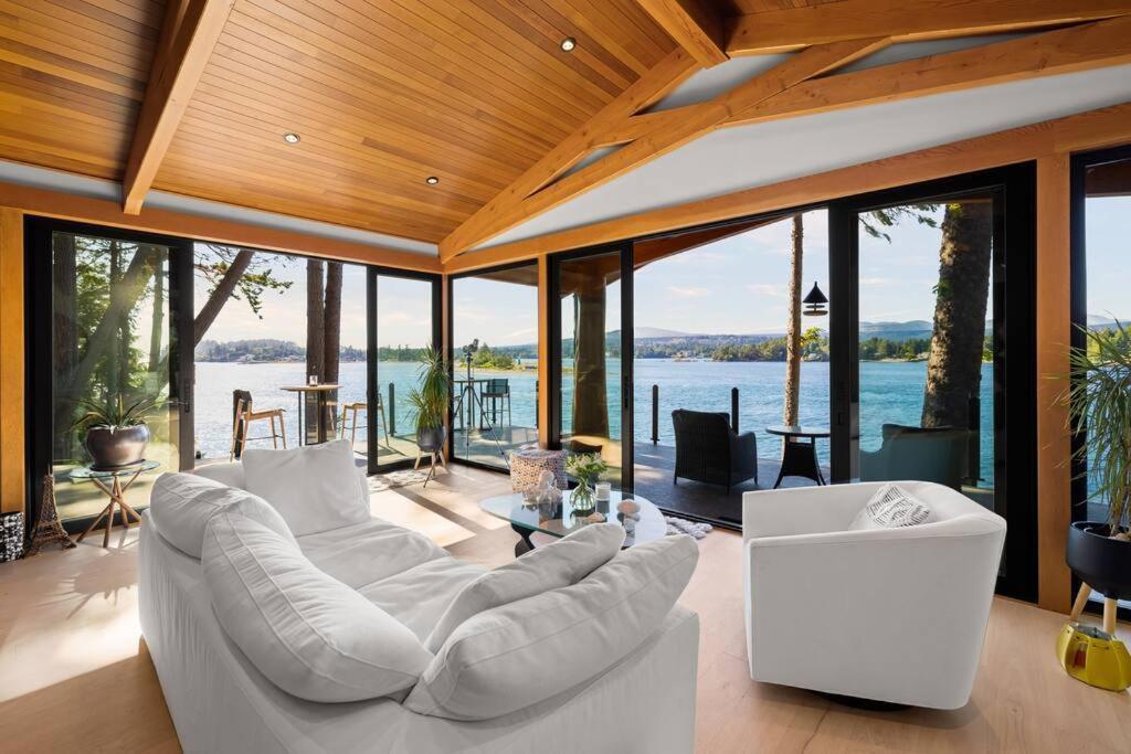 Villa Kingfisher Manor Sooke Exterior foto