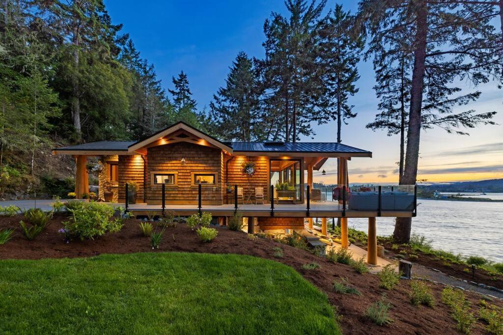 Villa Kingfisher Manor Sooke Exterior foto